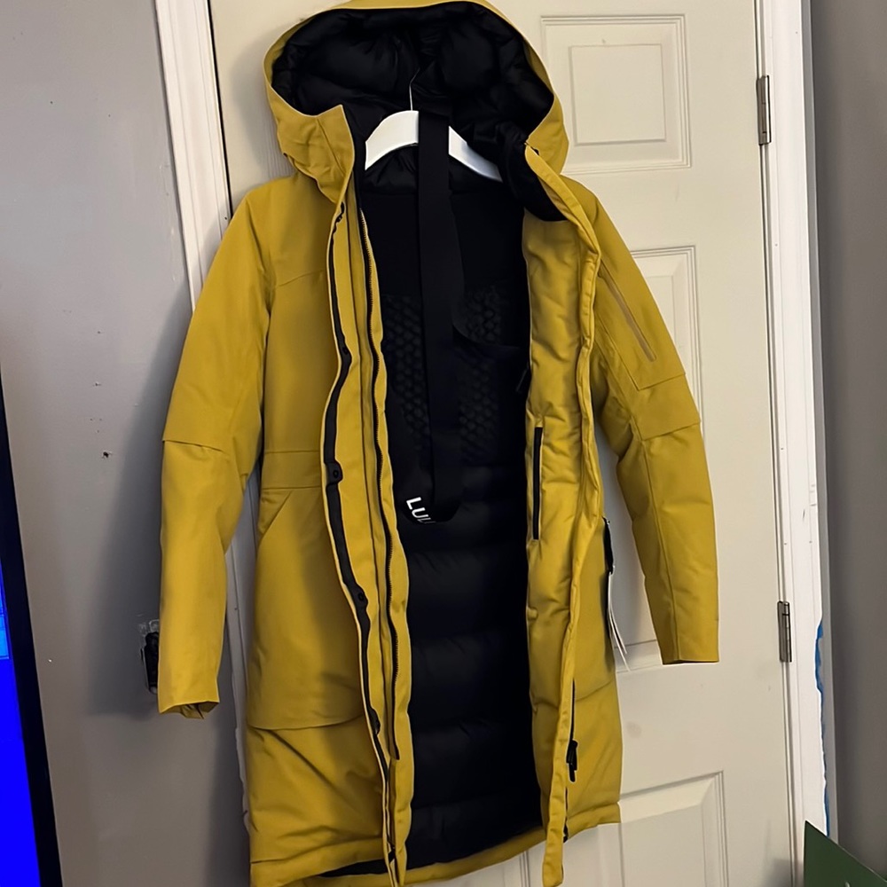 Lululemon Winter Warrior Parka